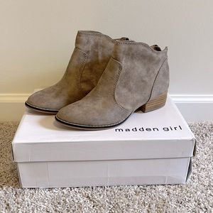 NWOT never worn Madden Girl booties size 6.5